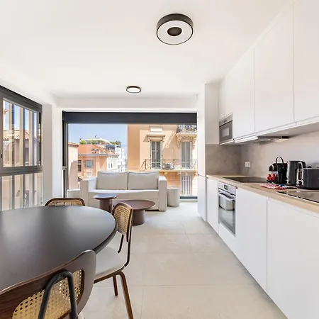 Charming I 2br Monaco